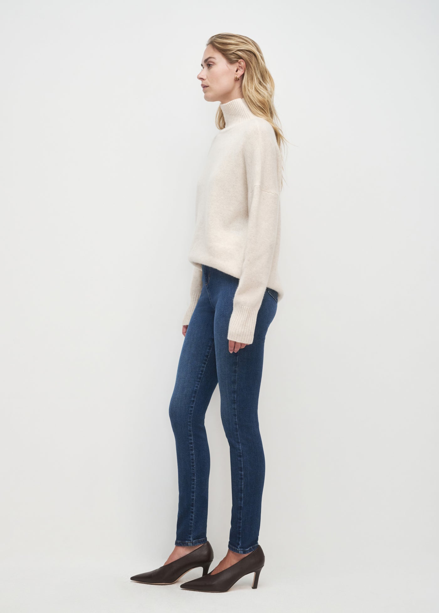 THE SARA SUPER HIGH RISE SKINNY