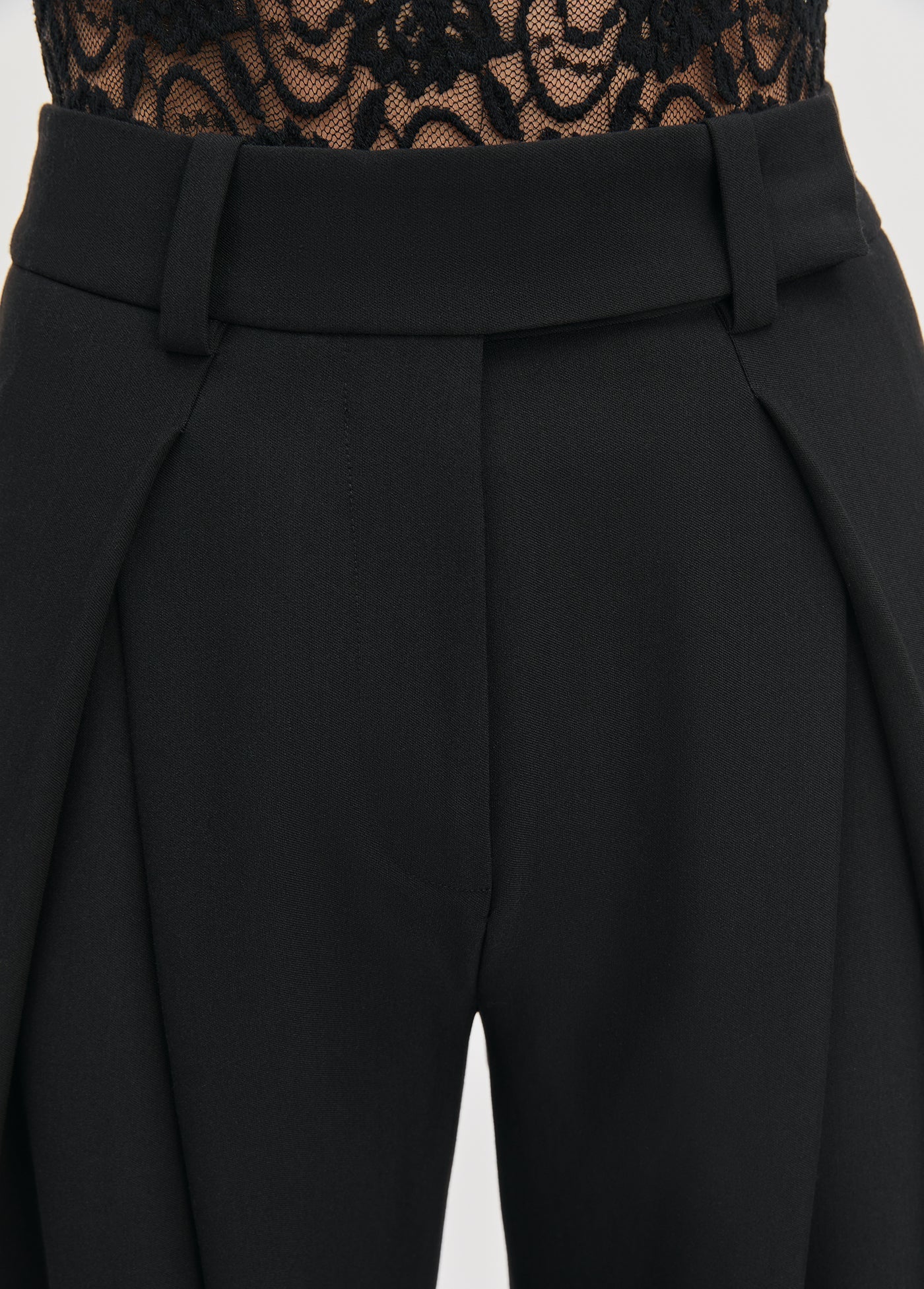 THE PETITE PLEATS FOR DAYS PANT