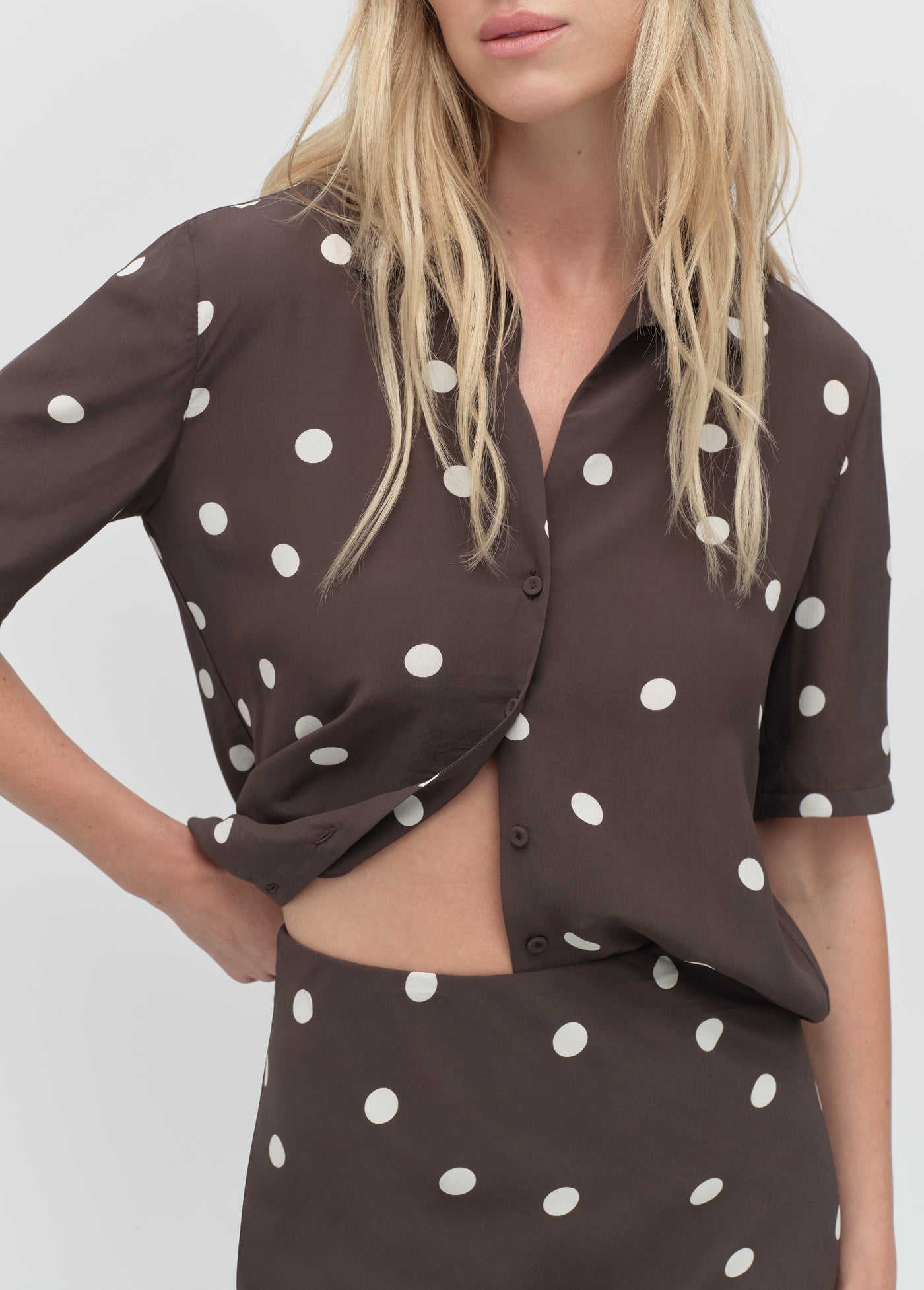 THE SUNNY SHIRT