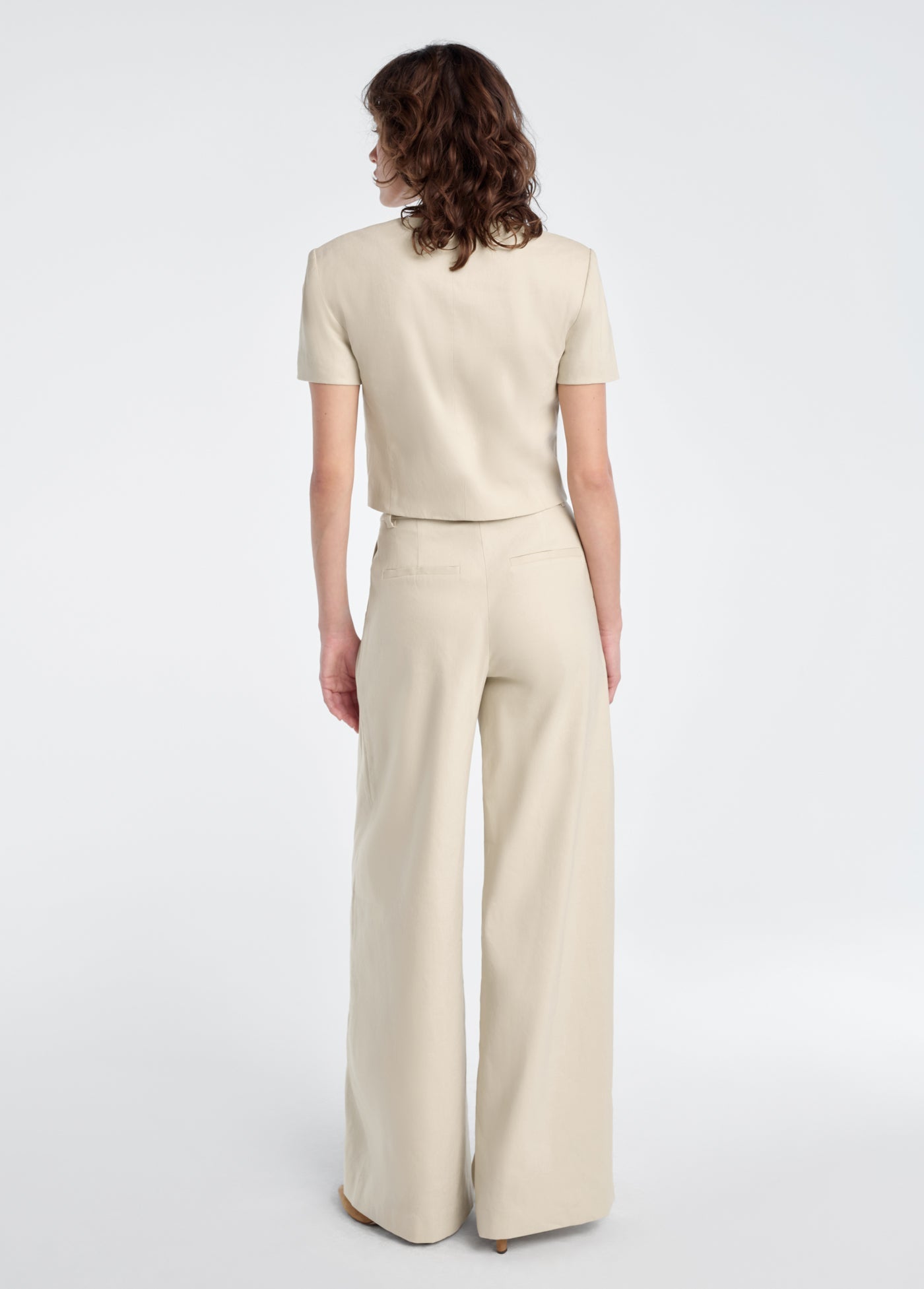 THE MAYFAIR LINEN TOP